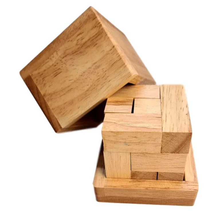 soma-cube-puzzle-creative crafthouse-light wood color-wood, rubberwood